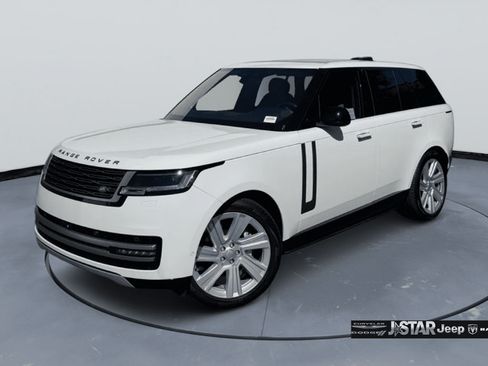 Used 2023 Land Rover Range Rover SE AWD/4WD image 1