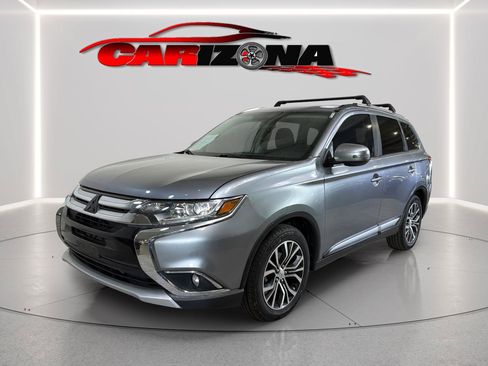 Used 2017 Mitsubishi Outlander SE FWD image 4