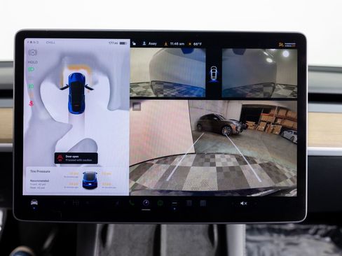 Used 2024 Tesla Model Y Long Range image 36