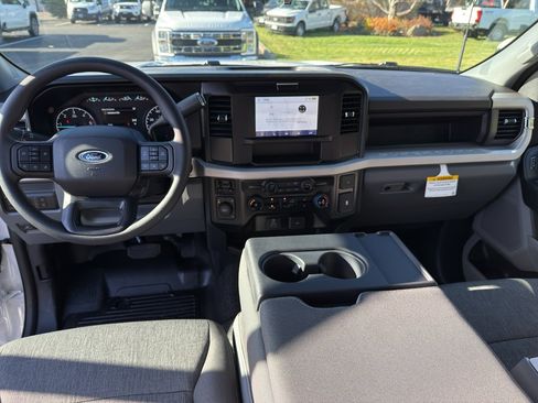 New 2026 Ford F450 XL w/ XL Chrome Package image 19