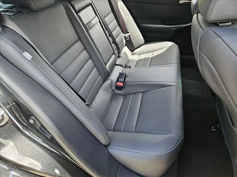 Used 2023 Lexus IS 350 F Sport w/ Navigation Package image 18