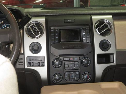 Used 2014 Ford F150 XLT w/ Equipment Group 302A Luxury image 38