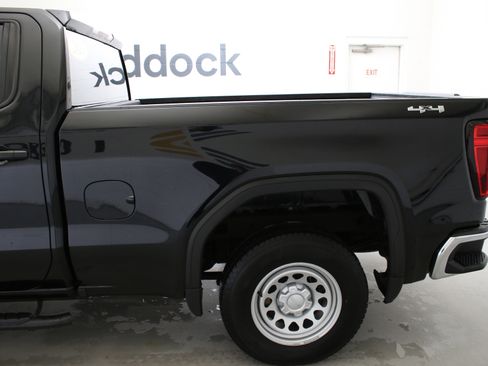 Used 2023 GMC Sierra 1500 Pro w/ Pro Value Package image 5