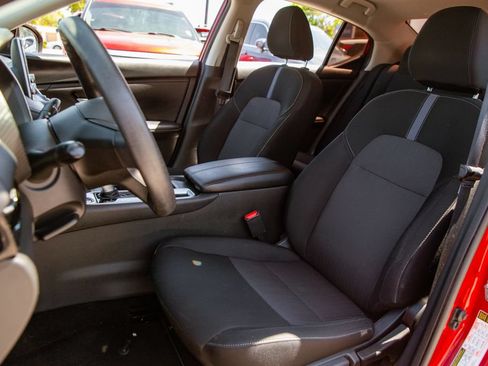 Used 2024 Nissan Sentra SV FWD image 13