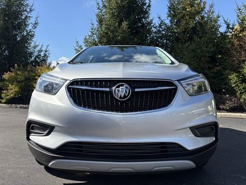 Certified 2022 Buick Encore Preferred w/ Safety Package image 11