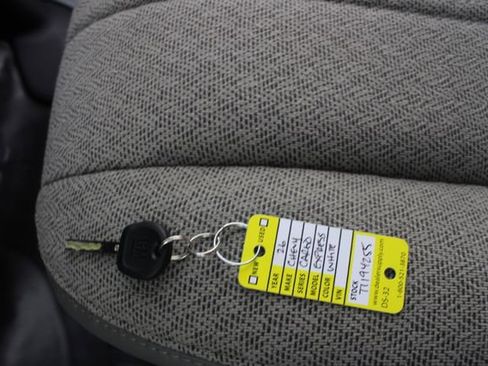 New 2026 Chevrolet Express 2500 image 5