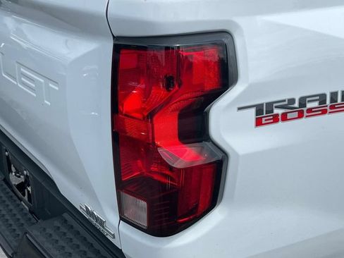 Used 2024 Chevrolet Colorado Trail Boss w/ Advanced Trailering Package AWD/4WD image 12