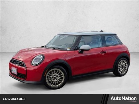 Certified 2025 MINI Cooper S image 1
