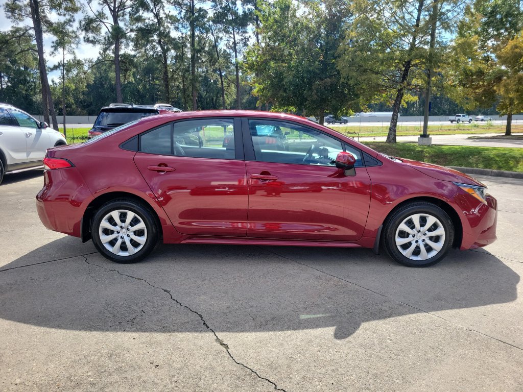 Certified 2026 Toyota Corolla LE FWD image 9
