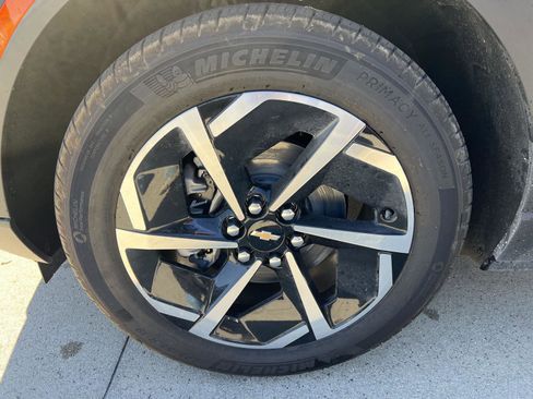 New 2026 Chevrolet Equinox EV LT image 34