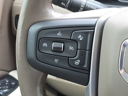 Used 2021 GMC Yukon XL Denali w/ Denali Premium Package image 36