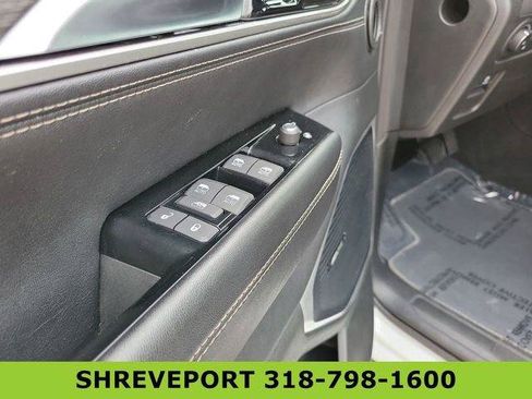 Used 2024 Jeep Wagoneer Series II RWD image 23