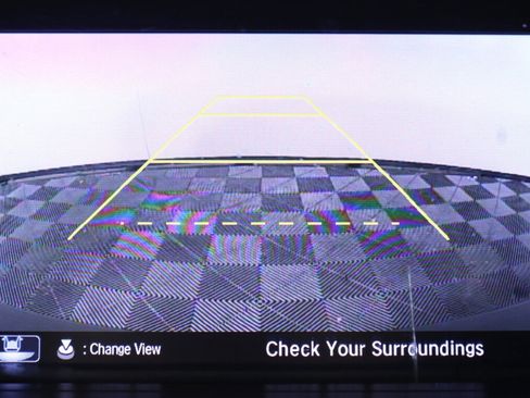 Used 2016 Honda Accord Sport image 19