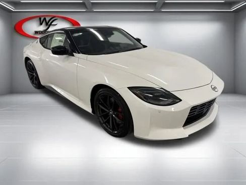 New 2026 Nissan Z Performance w/ Floor Mat Package image 3