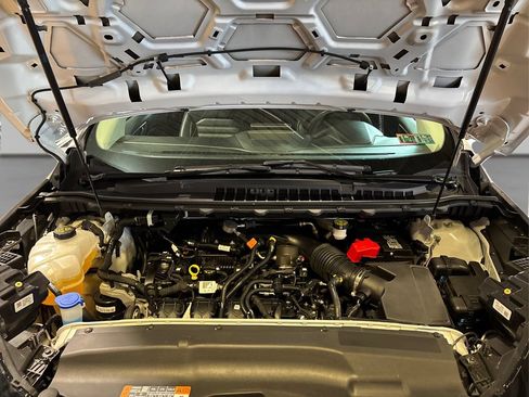 Certified 2024 Ford Edge SEL AWD/4WD image 16