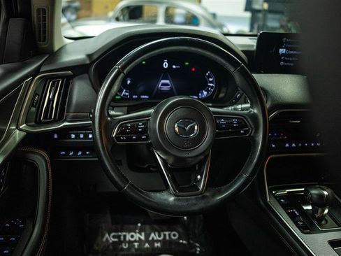 Used 2024 MAZDA CX-90 Plug-In Hybrid w/ Premium Pkg AWD/4WD image 16