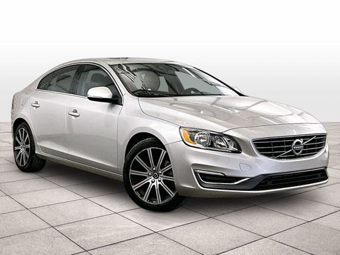 Used 2018 Volvo S60 T5 Inscription AWD/4WD image 2