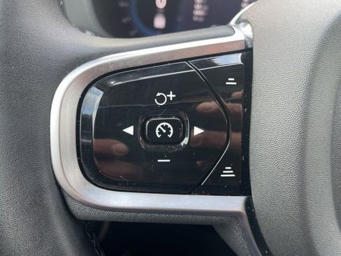 Certified 2025 Volvo XC60 B5 Plus image 16