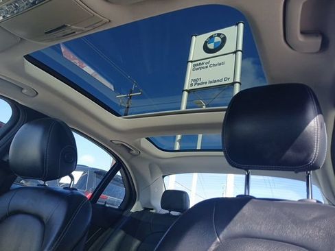 Used 2016 Mercedes-Benz C 300 4MATIC Sedan image 27