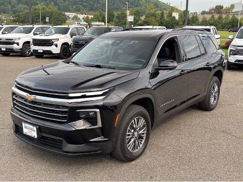 Used 2026 Chevrolet Traverse LT AWD/4WD image 26