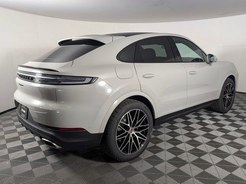 New 2026 Porsche Cayenne Coupe AWD/4WD image 7