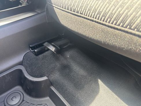 New 2026 Chevrolet Equinox LT image 31