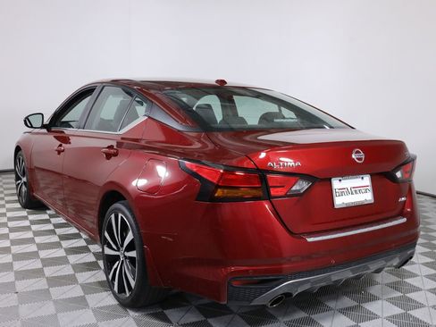 Used 2021 Nissan Altima 2.5 SR AWD/4WD image 5