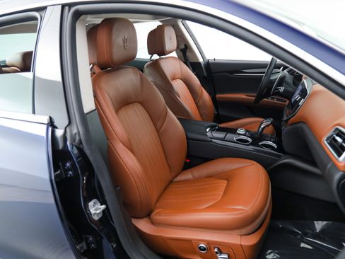 Certified 2022 Maserati Ghibli Modena Q4 image 13