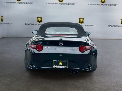Used 2019 MAZDA MX-5 Miata Club w/ Brembo/BBS Package RWD image 4
