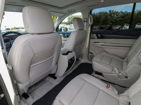 New 2026 Buick Enclave Avenir w/ Super Cruise Package image 26