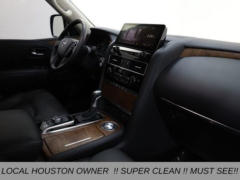 Used 2024 Nissan Armada SL w/ Captain's Chairs Package RWD image 17