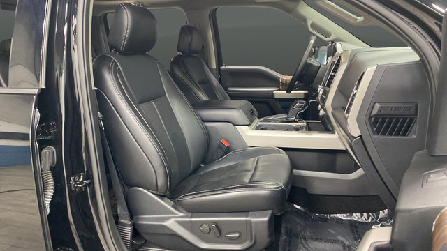 Used 2019 Ford F150 Lariat w/ Equipment Group 502A Luxury AWD/4WD image 25