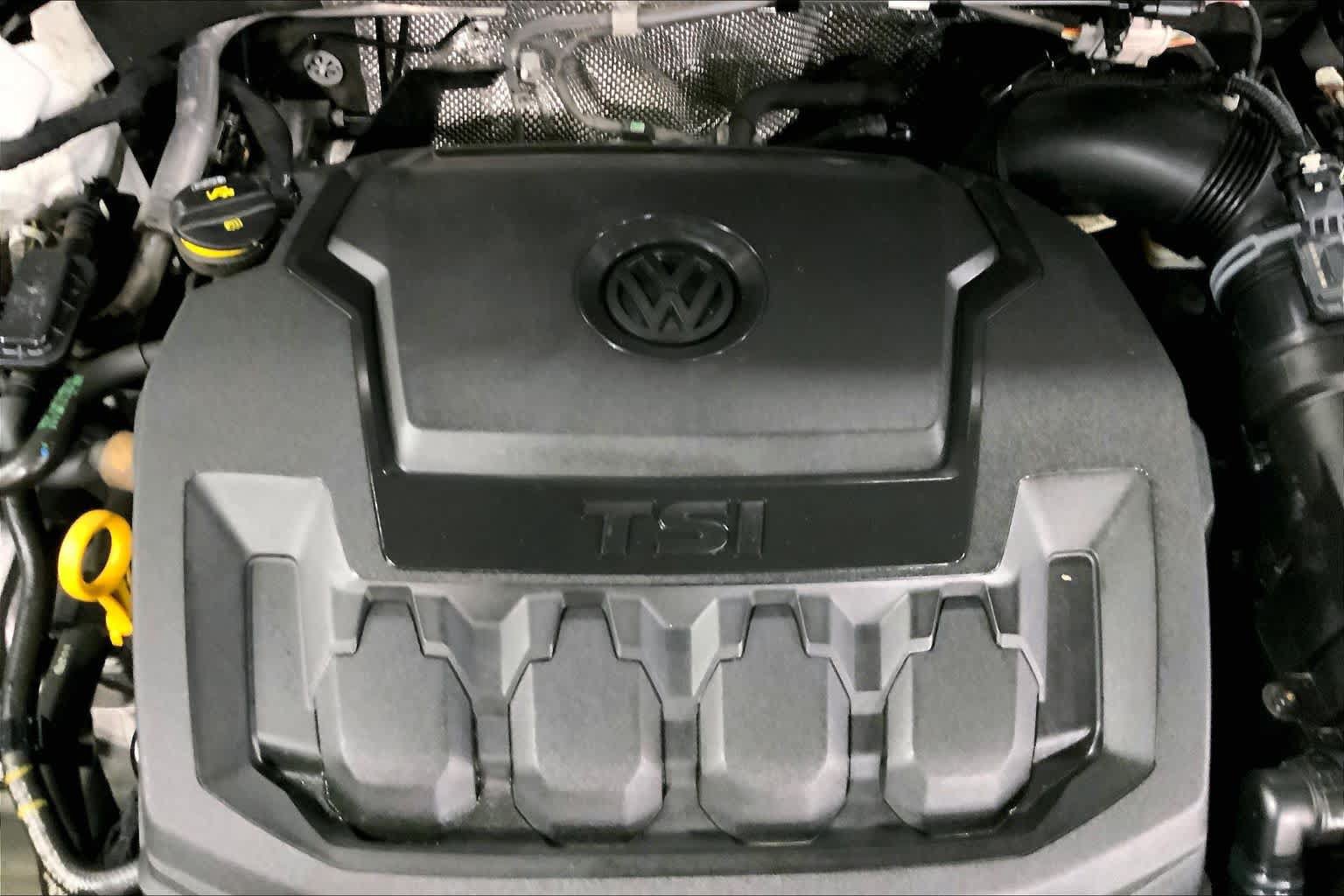 Used 2021 Volkswagen Tiguan SE w/ Panoramic Sunroof Package AWD/4WD image 33