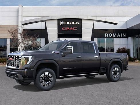 New 2025 GMC Sierra 2500 Denali w/ Denali Reserve Package image 2