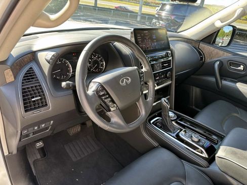 Certified 2024 INFINITI QX80 Premium Select w/ Cargo Package image 12