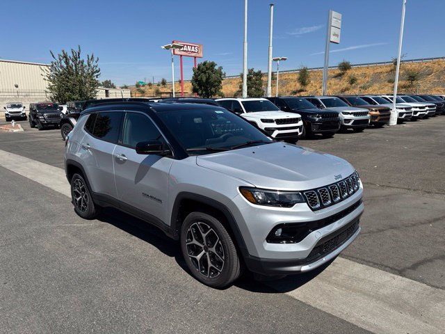 New 2026 Jeep Compass Limited AWD/4WD image 7