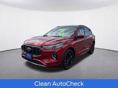 Certified 2023 Ford Escape ST-Line Elite AWD/4WD image 4
