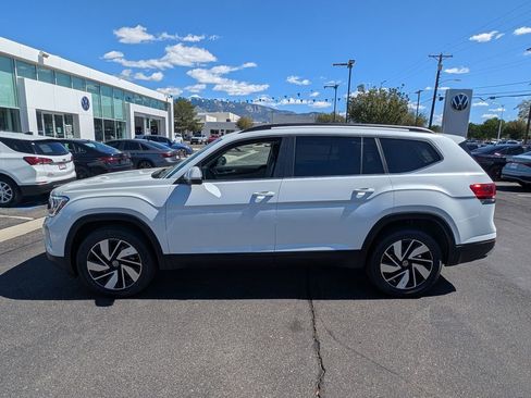 New 2026 Volkswagen Atlas SE image 7