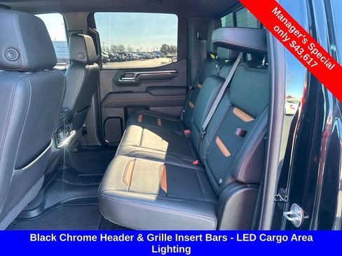Used 2022 GMC Sierra 1500 AT4 w/ AT4 Premium Package image 18