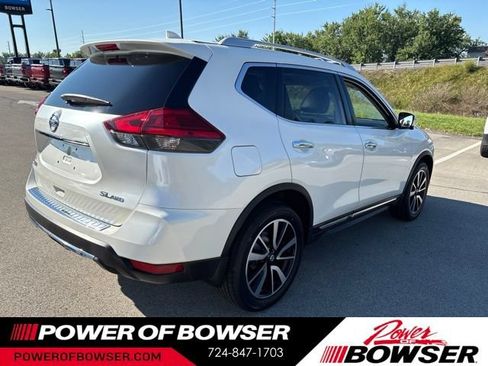 Used 2017 Nissan Rogue SL w/ SL Premium Package AWD/4WD image 5