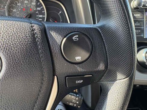 Used 2013 Toyota RAV4 LE image 25