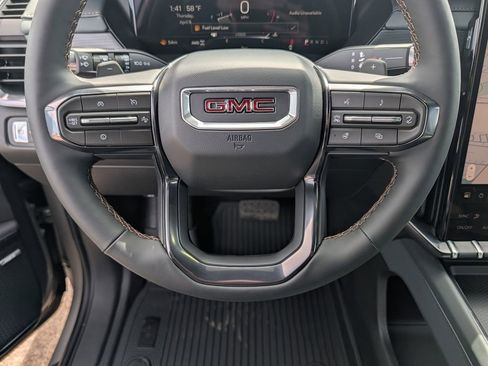 New 2026 GMC Acadia AT4 w/ LPO, Floor Liner Package AWD/4WD image 19
