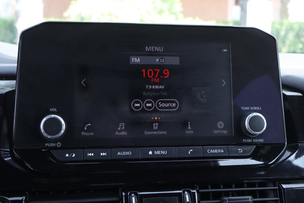 Used 2023 Nissan Pathfinder Rock Creek AWD/4WD image 28