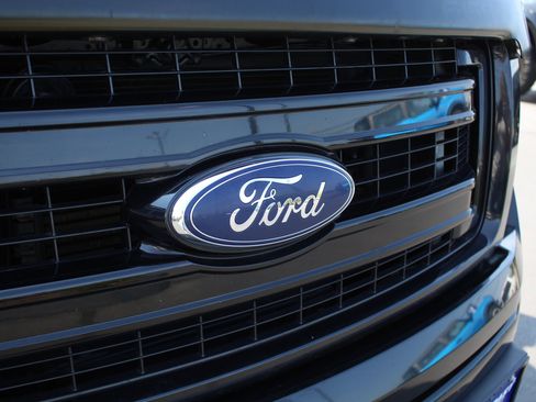 Used 2013 Ford F150 FX4 w/ Luxury Equipment Group image 9