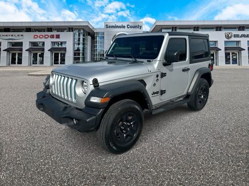 Certified 2023 Jeep Wrangler Sport AWD/4WD image 4