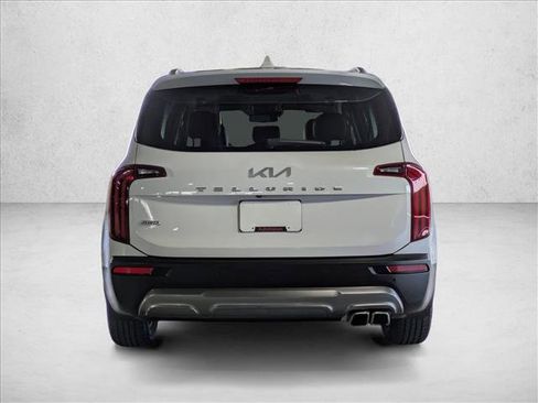 Used 2022 Kia Telluride EX image 6