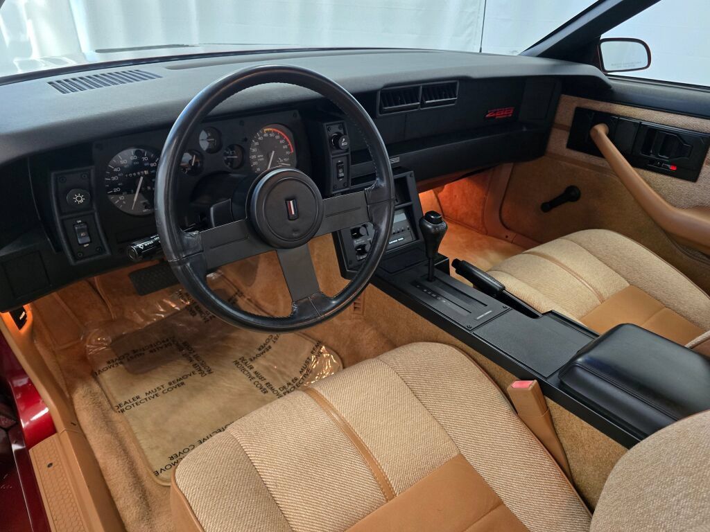 Used 1988 Chevrolet Camaro IROC-Z RWD image 55