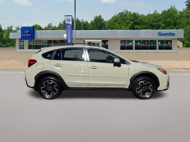 Used 2016 Subaru Crosstrek 2.0i Premium AWD/4WD image 6