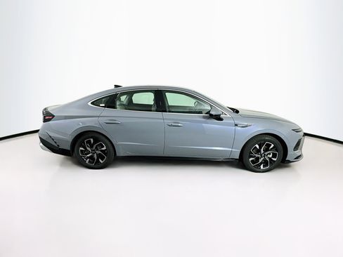 Used 2024 Hyundai Sonata SEL FWD image 10