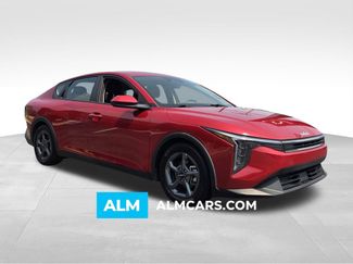 Used 2025 Kia K4 FWD video 1
